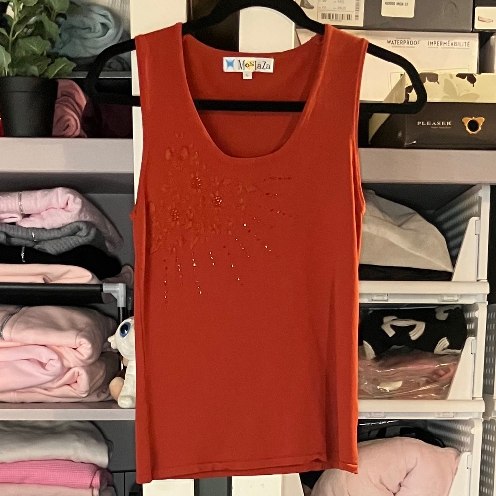Mosjaza Rust Coloured Sleeveless Top - Picture 1 of 6